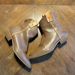 Arider Girl ankle Boots